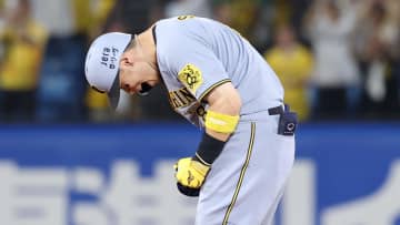 【阪神】優勝M「36」が再点灯　延長10回V打の佐藤輝明はファンの声援に感謝　石井大智は34試合連続無失点