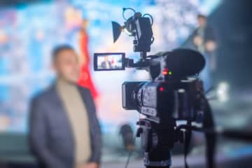 ケンコバ『最も冗談通じない人やなって』”石破首相”バラエティ出演の印象を暴露…「安倍さんは」の”比較発言”がネットでも話題に「長期政権を担った首相はユーモアのセンスが卓越してる」「冗談が通じる、通じないは個人差が激しいのは確か」「比べるのはちょっと酷かも」