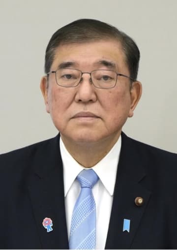 首相、大戦検証を15日に示さず　降伏文書調印、9月2日表明浮上