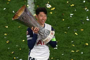 ソン・フンミン、今夏のトッテナム退団を発表「キャリアの中で最も難しい決断」