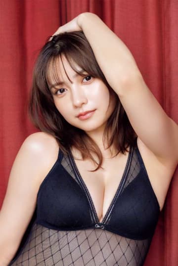 桃月なしこが帰ってきた♡ヤングアニマルWebで最新グラビア公開中