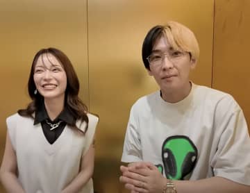 【規格外の記念日】ヒカル夫妻が迎えた結婚記念日が豪華すぎた　高級焼肉店×プレゼントのフルコンボ！