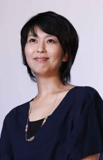 「そっくり」松たか子と“弟”の2ショットに反響「似てますね」「素敵な姉弟」