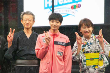 文化発信の新施設「Hareza池袋」が5周年！高際みゆき豊島区長×俳優・高杉真宙が池袋で打ち水