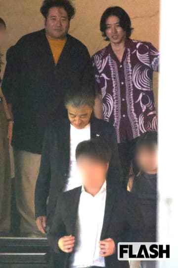 【写真多数】山﨑賢人“相思相愛の友”と“渋い大先輩”に酔いしれた夜…『ゴールデンカムイ』打ち上げ180分