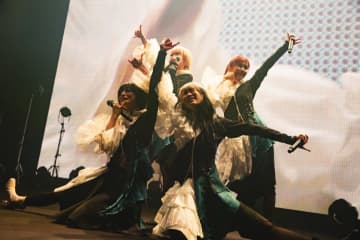 ExWHYZが、タイムリープをテーマにした3周年記念公演盛況。未来への飛躍を宣言