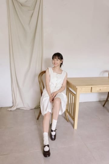 ユン・スンア、夏の爽やかなファッションを披露…多彩なスタイリングに挑戦