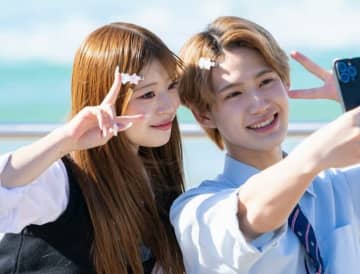 「JCミスコン2022」ファイナリストのかわいすぎる高2女子、小悪魔的魅力に「落とされました」初日からイケメン男子がメロメロに『今日好き』夏休み編2025第1話