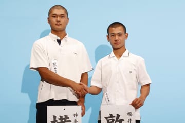 【甲子園】春夏連覇を狙う横浜は敦賀気比と対戦　主将＆４番の阿部葉太「横浜１強を証明したい」
