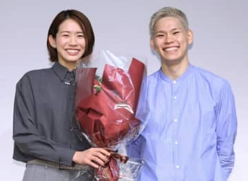 バレー古賀紗理那＆西田有志夫妻が結婚式の様子を報告「幸せそうな笑顔が素敵」とファンうっとり