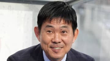 日本代表の森保一監督、欧州視察で散髪！？最新の様子が判明