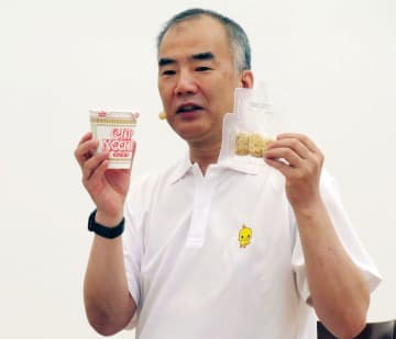 「カップヌードルミュージアム 横浜」 野口聡一氏が子ども向けセミナー クイズで宇宙と食を学ぶ