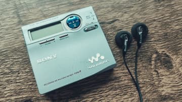 今さら聞けない、ソニーの独自規格『ATRAC』がMP3やAACに負けた理由