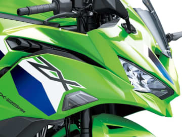 Ninja ZX-25RRが日本初上陸　高性能リヤサスなど専用装備を搭載