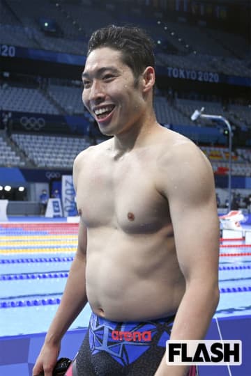 元メダリスト萩野公介、『世界水泳』で「オーマイガー」テンション爆上げの “絶叫” 解説にあふれる苦笑