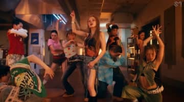 BoA、タイトル曲「Crazier」MV公開…エネルギッシュなパフォーマンスと歌声で魅了