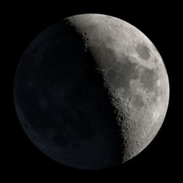 2025年7月31日｜今日の月齢と宇宙の出来事＋占い｜アポロ15号の月面車が初走行した日