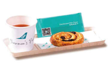 グレーターベイ航空、無料軽食サービス開始　ペストリーと会長おすすめの飲み物