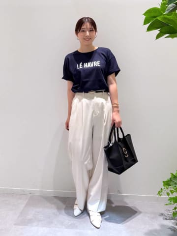 【グローバルワーク】ロゴT ＝ 子どもっぽいを払拭！ おしゃれさんの「カジュアルコーデ」
