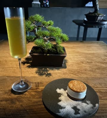 レベル違いの癒し空間…美しすぎる抹茶空間にネット民うっとり　偶然入った和カフェが美術館レベルだった件