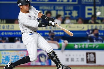 1軍復帰のロッテ・山口航輝が3ラン含む3安打4打点！田尾氏がスイングの変化に言及「いつも気になるのが…」