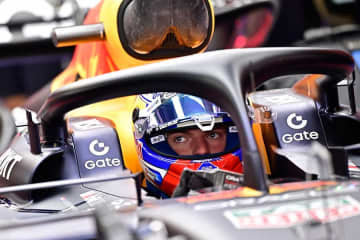 F1レッドブルを訪問したロック界の大物　63歳のレジェンドに海外ファン歓喜「いまだにかっこいい」