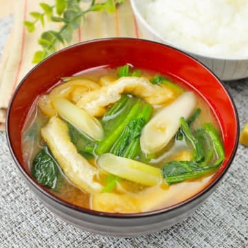 「今日のみそ汁、ウマいじゃん」「隠し味は何？」スプーン1杯入れてみて！みそ汁が料亭の味になる簡単レシピ3選
