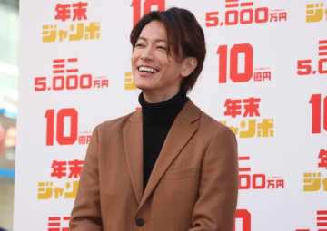 佐藤健　Netflixシリーズ「グラスハート」で共演した町田啓太、志尊淳とお忍びご飯。撮影の裏話を語り合う