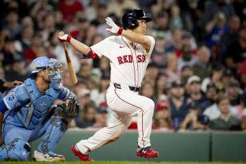 吉田が2打数1安打　チームは7連勝【MLB】