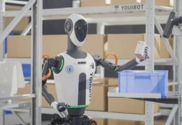 人型ロボット「凌枢」発表、クロスシーンでのクラスター操作可能―中国