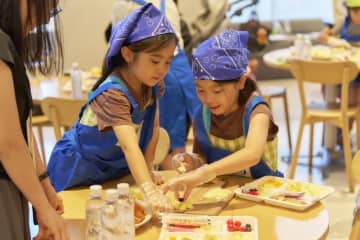 乳製品購入時の選択肢はほとんどない？「⾷に関する意識調査」を実施。親⼦で体験するバターボード教室も開催