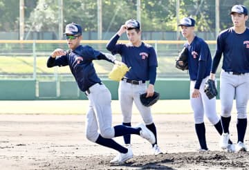 【高校野球】　横浜の右腕エース・織田「最高の準備できている」　敦賀気比との初戦に自信