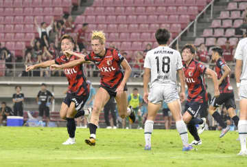 天皇杯4回戦　鹿島　延長制し8強　福岡に3-2