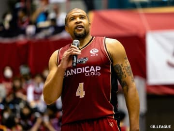 ジェフ・ギブス氏が越谷のサポートコーチ就任…クラブは「選手のメンタルケア」や「コーチと選手との橋渡し」を期待