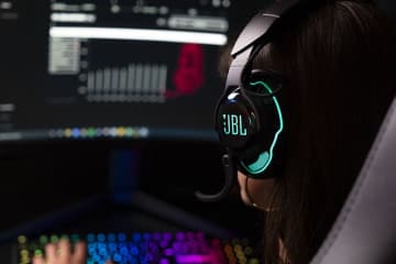 JBL、ゲーミングデバイス「JBL Quantum」専用アプリがmacOSに対応