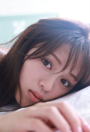 ラブライブ！声優・絵森彩、20歳の節目に想い描く肉体美を披露　デジタル写真集『光彩』発売