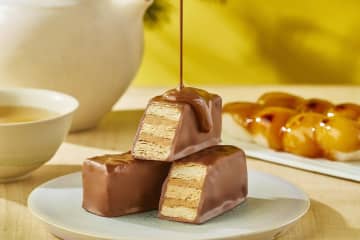 メリーチョコレート「みたらしミルフィーユ」醤油パウダー入りキャラメル風味クリーム×ミルクチョコ