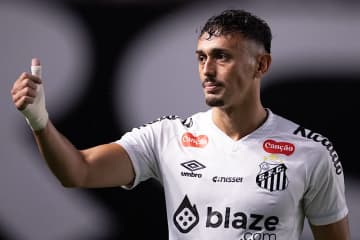 MFディエゴ・ピトゥカとサントスが契約解除…1年半ぶりのJリーグ復帰へ