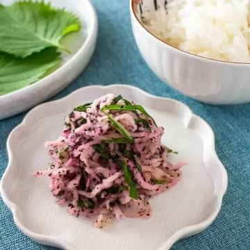 【切り干し大根って実は万能！】「こんな食べ方あったの！？」地味だけどウマすぎる♡切り干し大根のサラダレシピ3選