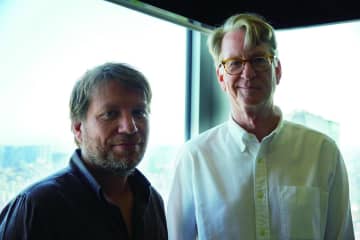 【単独インタビュー】『ジュラシック・ワールド／復活の大地』でそろって来日 ギャレス・エドワーズ監督＆デヴィッド・コープ（脚本）