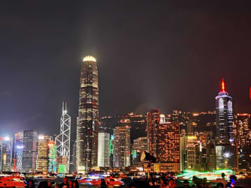 香港取引所、１～７月に５３社上場