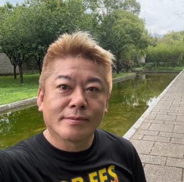 ホリエモン『別に居眠りしながら政治改革すりゃいい』橋下徹の『居眠り議員』批判に持論を展開し大論争。