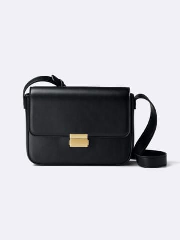 GUのバッグってお値段バグってません？！買わない理由が見つからない♡高見え黒バッグリスト