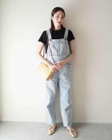 【ユニクロ】意外と難しい！「Tシャツ」を使ったおしゃれさんの「サマ見えコーデ」