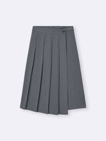 【GU】今から秋まで使える「新作ボトム」に注目