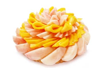カフェコムサ桃の限定ケーキ、芳醇な香り「黄金桃」×フロマージュブランなど