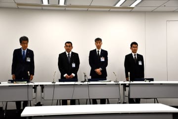 横浜の65歳中学校長、電車で女性のスカート盗撮　容疑で書類送検「魔が差した」