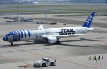 【注目された飛来機情報】R2-D2ラストフライト！真っ黒762再来や空自F-35Bなど