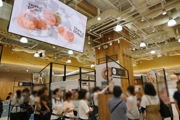 夏休みにおすすめ！「大阪フードイベント」、涼しい室内で快適