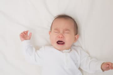 赤ちゃんがギャン泣きする5つの理由とは？落ち着かせるためにしたい対処法